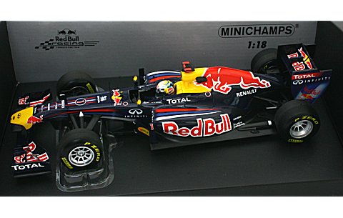 Red Bull Renault RB7 Sebastien Vettel 2011 Minichamps 1/18