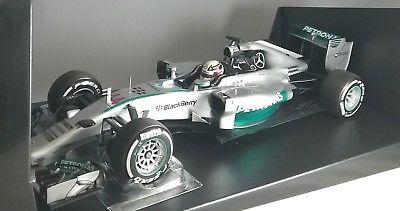 Mercedes W05 Lewis Hamilton World Champion 2014 Minichamps 1/18