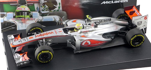 McLaren Mercedes Showcar Sergio Perez 2013 Minichamps 1/18