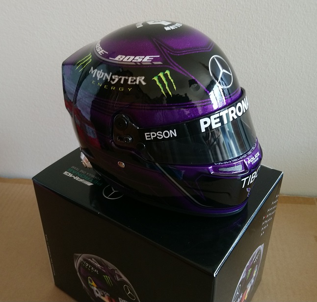 Mercedes Casque Lewis Hamilton Champion 2020 Mini Helmet 1/2