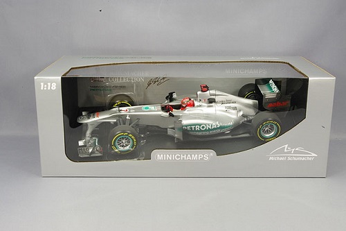 Mercedes Showcar Michael Schumacher 2012 Minichamps 1/18