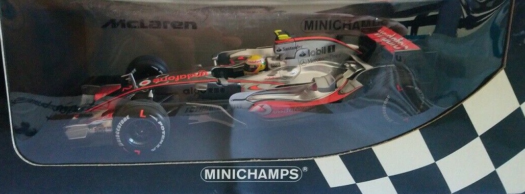 McLaren Mercedes MP4/22  Lewis Hamilton 2007 Minichamps 1/18