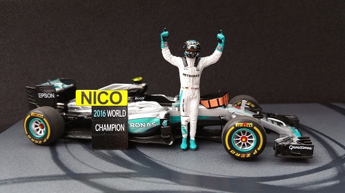 Mercedes W07 Nico Rosberg World Champion 2016 GP AbuDhabi Spark 1/43