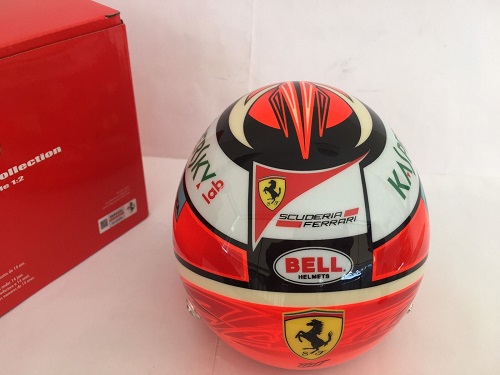 Ferrari SF70-H Casque Kimi Raikkonen 2017 Mini Helmet 1/2